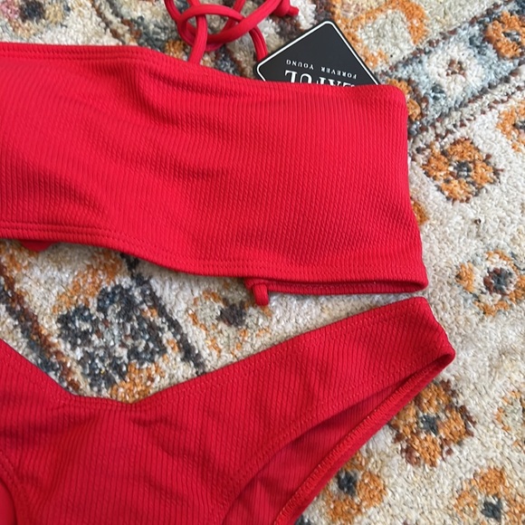 NWT Zaful Red Strapless Ribbed Bikini - Picture 3 of 7
